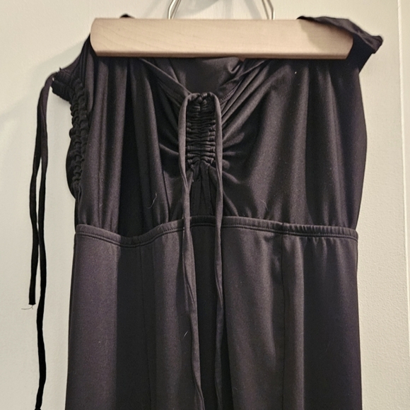 Elegant Black Sleeveless Pantsuit - Picture 1 of 6